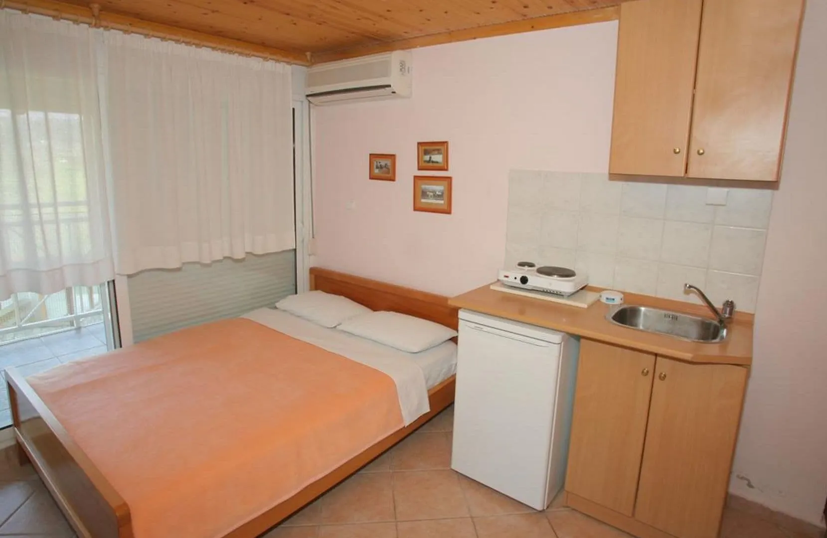 Xanthos Rooms Φούρκα